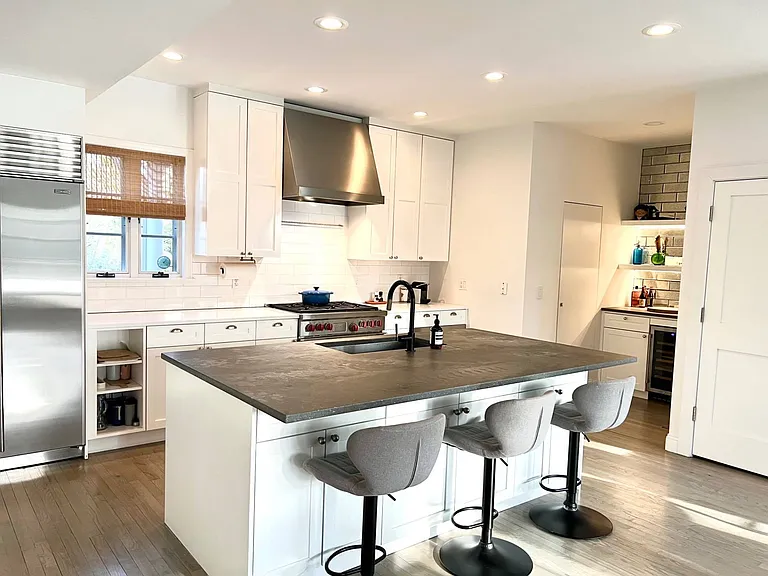 340 Wainscott Harbor Rd — Photo 9