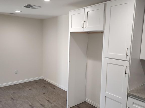 5th image of 16727 Gazeley St