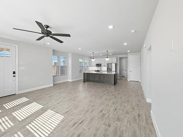 9525 Thorncrown Ln — Photo 5