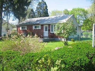 2nd image of 23 Washburns Ln
