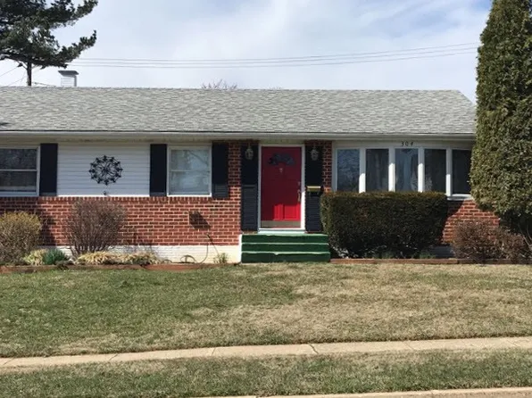 304 Academy Ave, Reisterstown, MD 21136