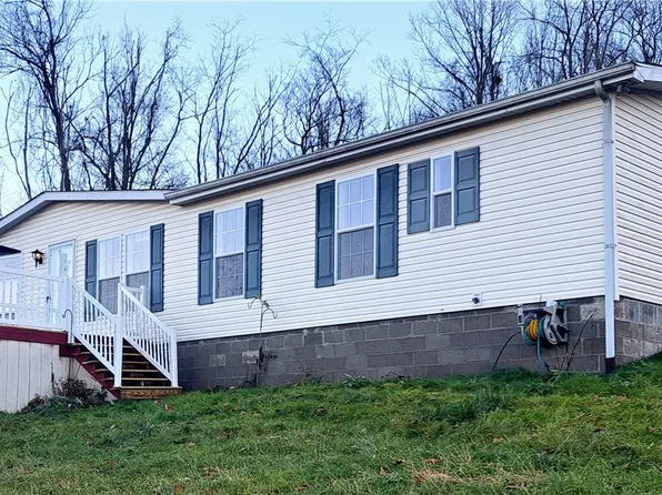 196 Weaver Run Rd, Washington, PA 15301