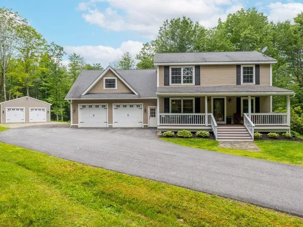 147 Spiller Hill Road, Raymond, ME 04071