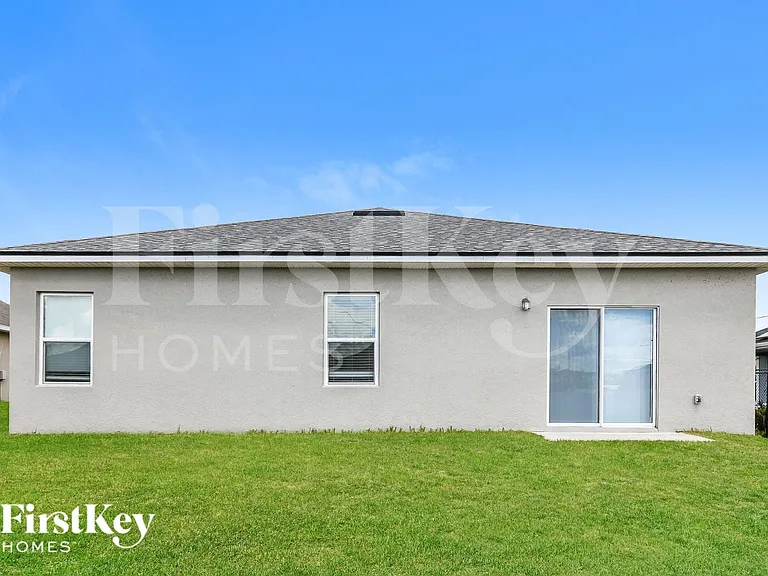 1133 Platte Ln N — Photo 15