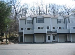 4 Woods Edge Rd #204, Rockaway, NJ 07866