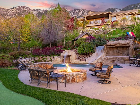 4th image of 18 Snow Forest Ln