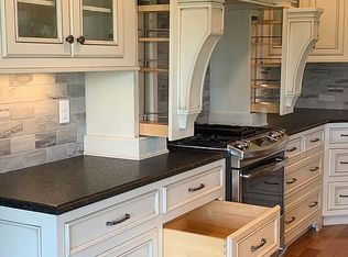 119 Council Dr, Bardstown, KY 40004