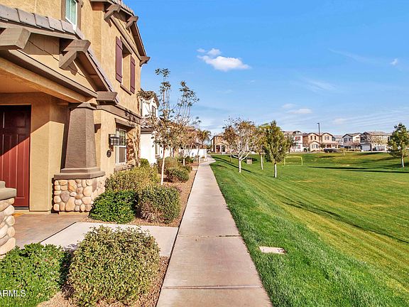 3rd image of 2655 S Valle Verde