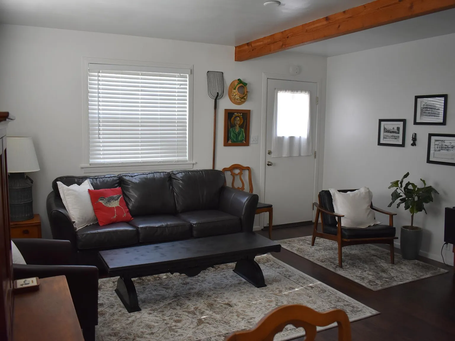 2 bed, 1.5 bath, 816 sqft, $3,600 — Photo 2