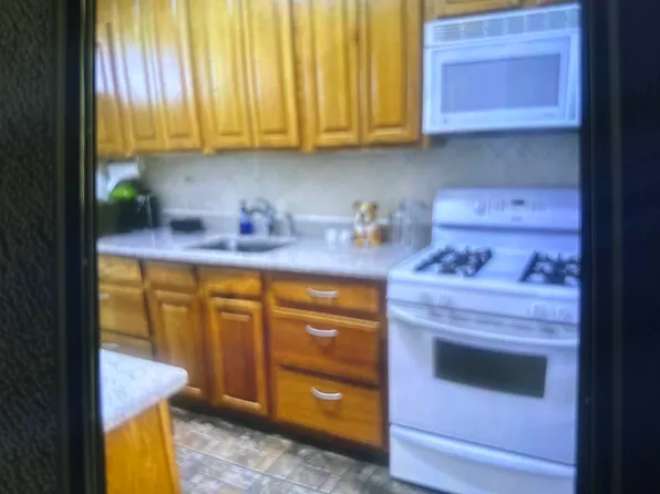 185 Park Row 17B image 5 of 5