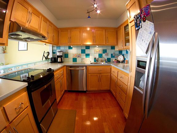 4th image of 5015 Palmetto Ave APT 3
