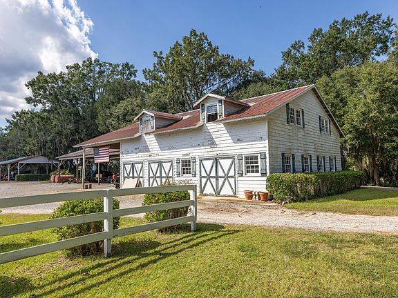 27th image of 1451 River Rd