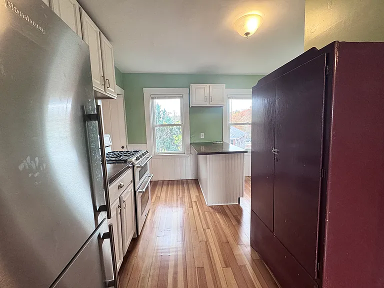 47 1/2 Jamaica St #2B — Photo 3