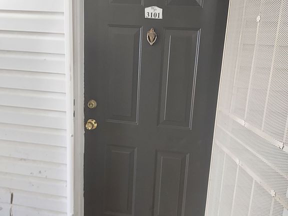 2nd image of 3101 Waldrop Pl