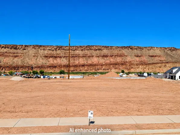 2121 E Sand River Ln, Washington, UT 84780