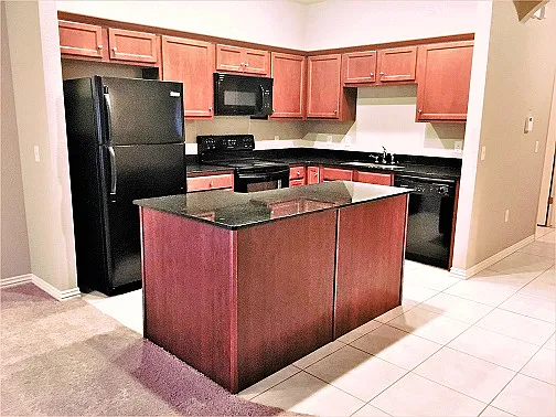 3235 W Montrail Pl — Photo 11