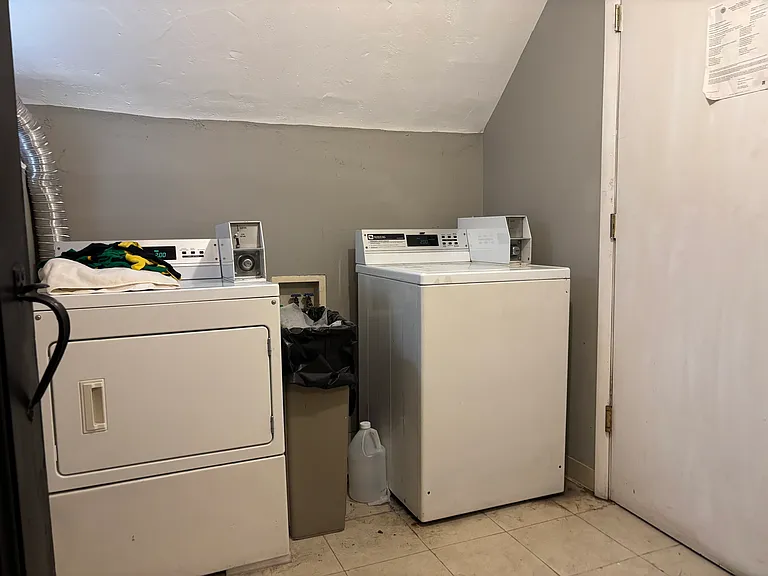 230 Watchung Ave — Photo 7