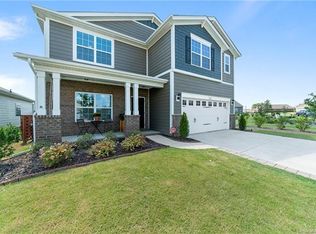 141 Willow Valley Dr, Mooresville, NC 28115
