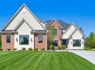 8310 Waterview Ct, Burr Ridge, IL 60527