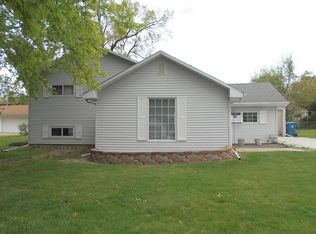 828 S Prospect Ave, Kankakee, IL 60901