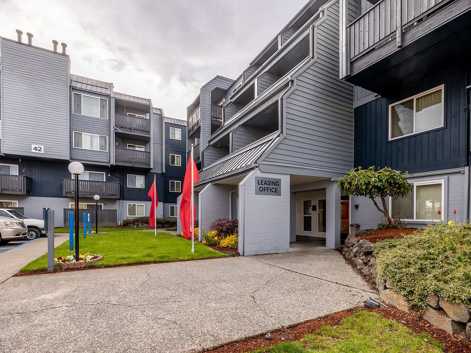 Oak Terrace — Photo 3