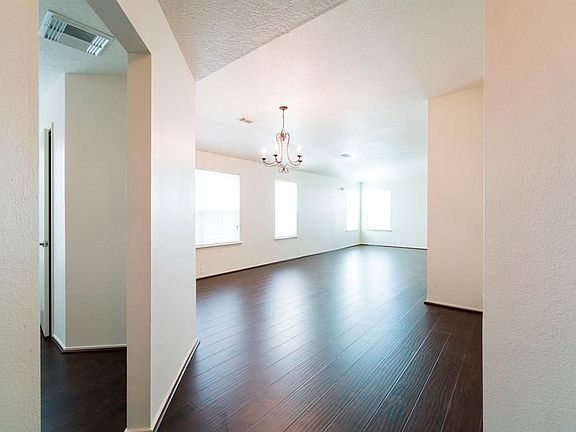 2nd image of 14934 Sugar Sands Dr
