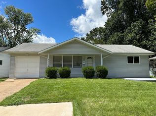 7113 Brackleigh Dr, Hazelwood, MO