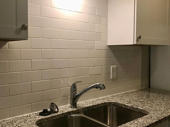 3rd image of 5300 Indio Cir #B