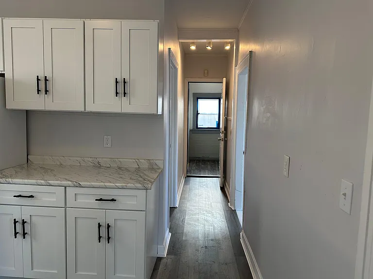 21 Read St — Photo 5