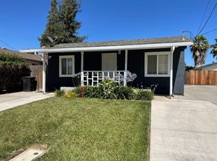 1342 Walnut Ave, Escalon, CA 95320
