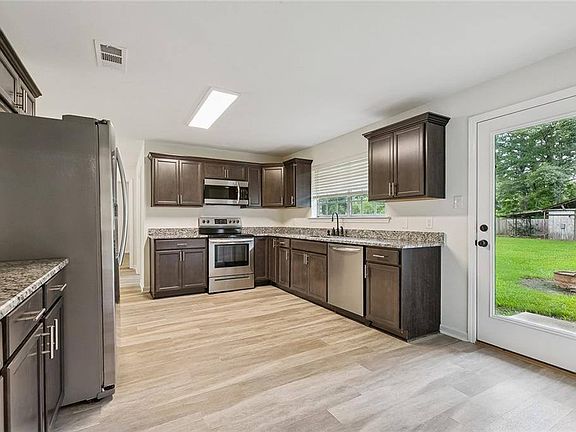 5th image of 24164 John McKigney Rd
