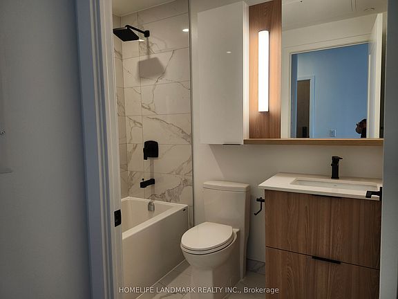 4th image of 5 Defries St #2307