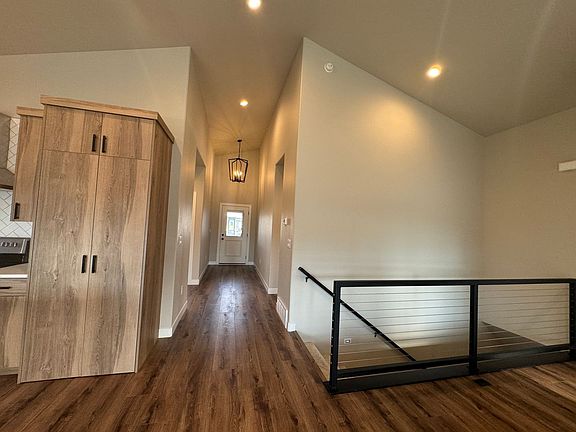 4th image of 2706 10th St W