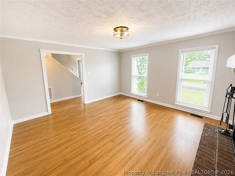 5800 Lagu Pl — Photo 4