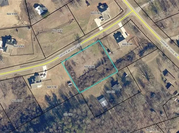 131 Fairview Meadows Dr #2, Demorest, GA 30535