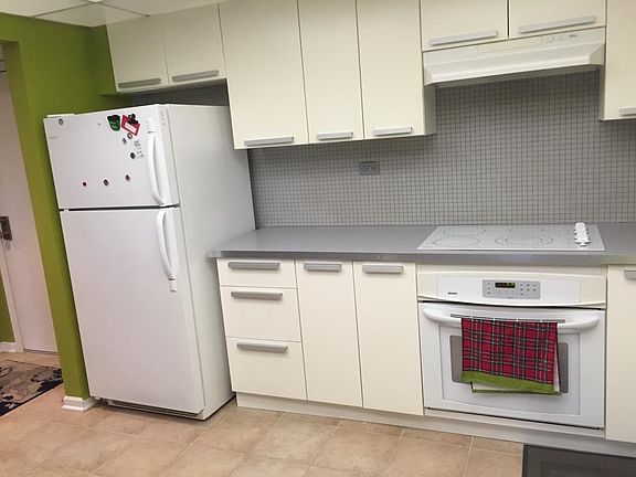 4th image of 350 Plum Creek Dr #3021
