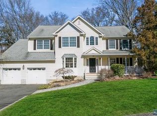 29 Wilson Pl, Closter, NJ 07624