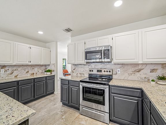3rd image of 3527 Eagle Canyon Dr