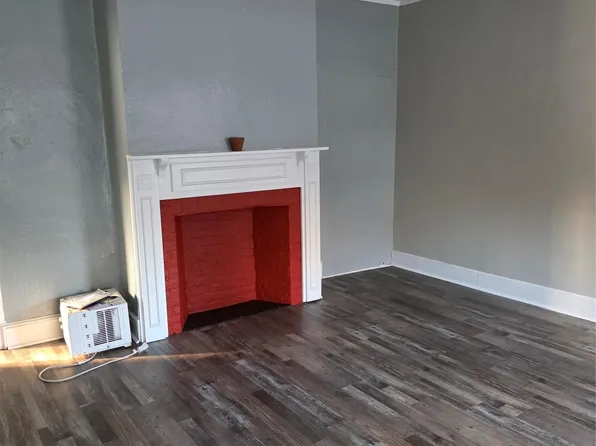 18 Davis St, Poughkeepsie, NY 12601