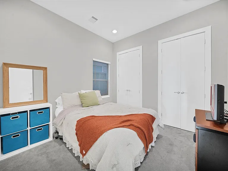 1264 Morris St — Photo 11
