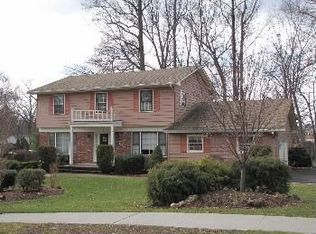 8 Lucille Dr, Parsippany, NJ 07054