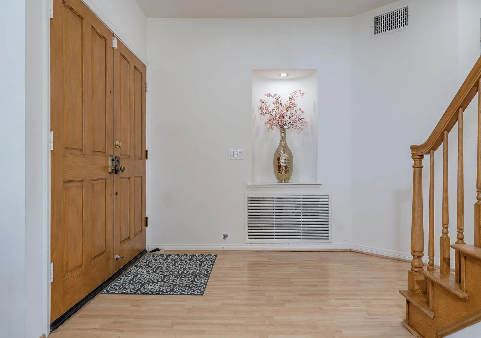 Anaheim Hills Home with Views! — Photo 2