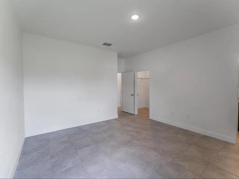 550 Marion Oaks Blvd — Photo 17