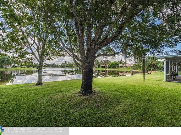 5th image of 431 NW 200th Ave
