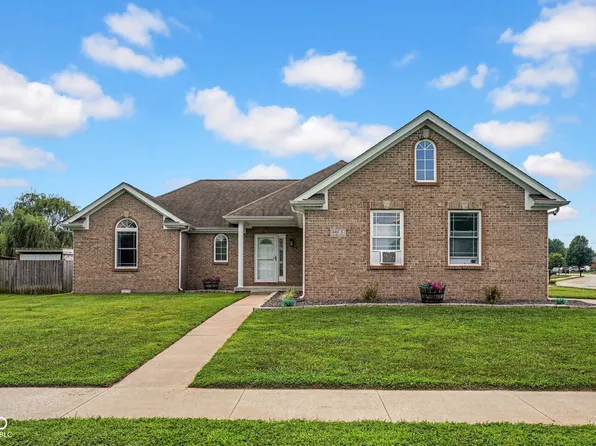4460 Katy Dr, Seymour, IN 47274
