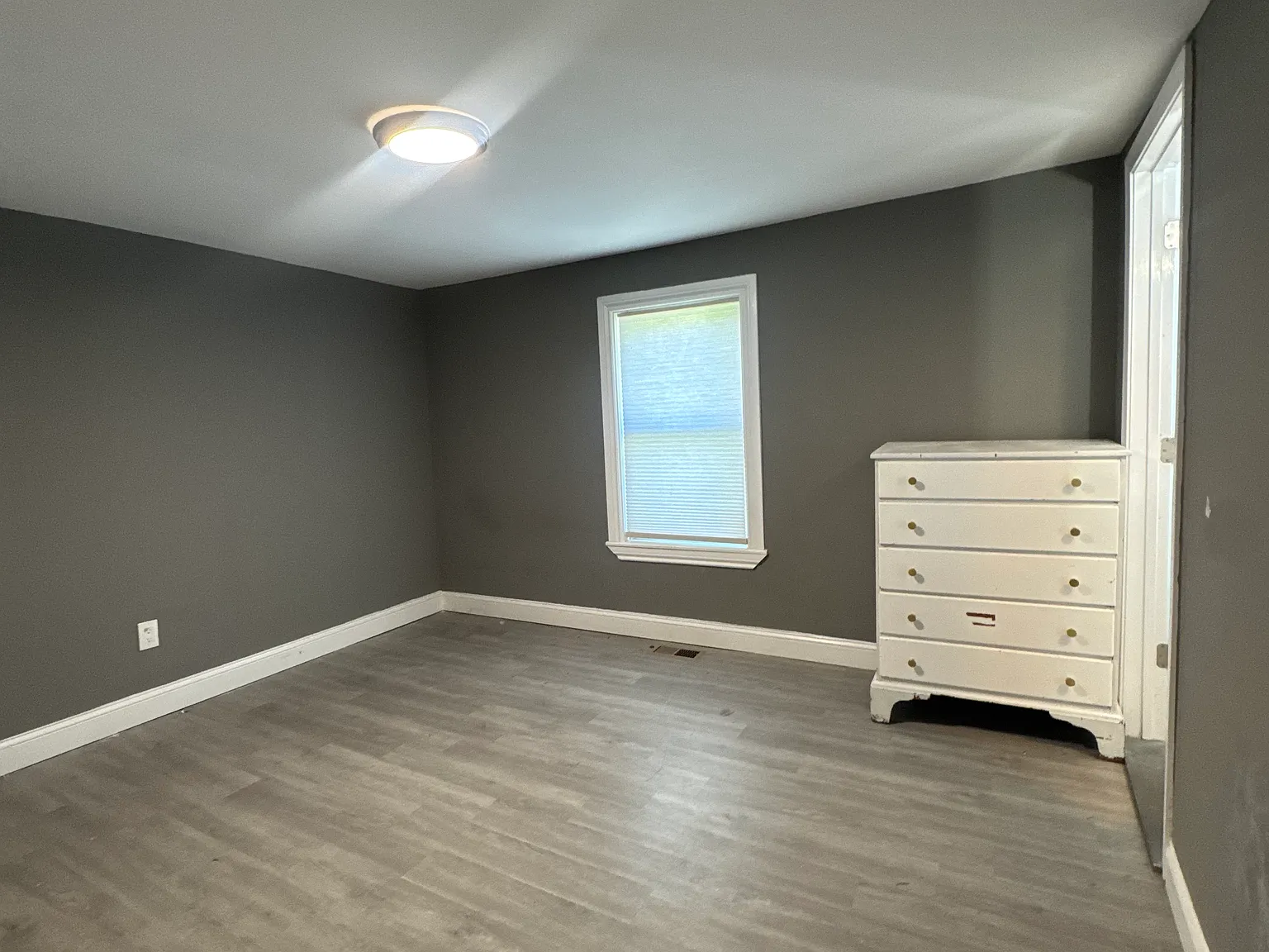 2 bed, 800 sqft, $1,950 — Photo 3