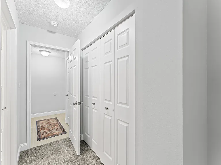 Middletown Brooke Apartments — Photo 27