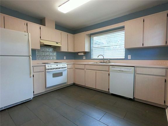 5th image of 6045 Morningdale Ave