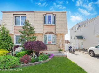 42 Loring Ave, Staten Island, NY 10312