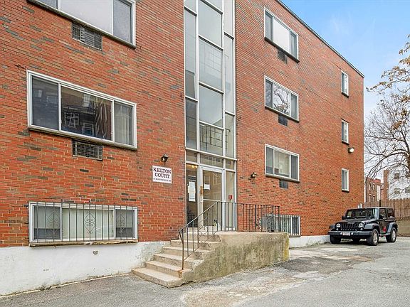 5th image of 10 Scottfield Rd APT 34